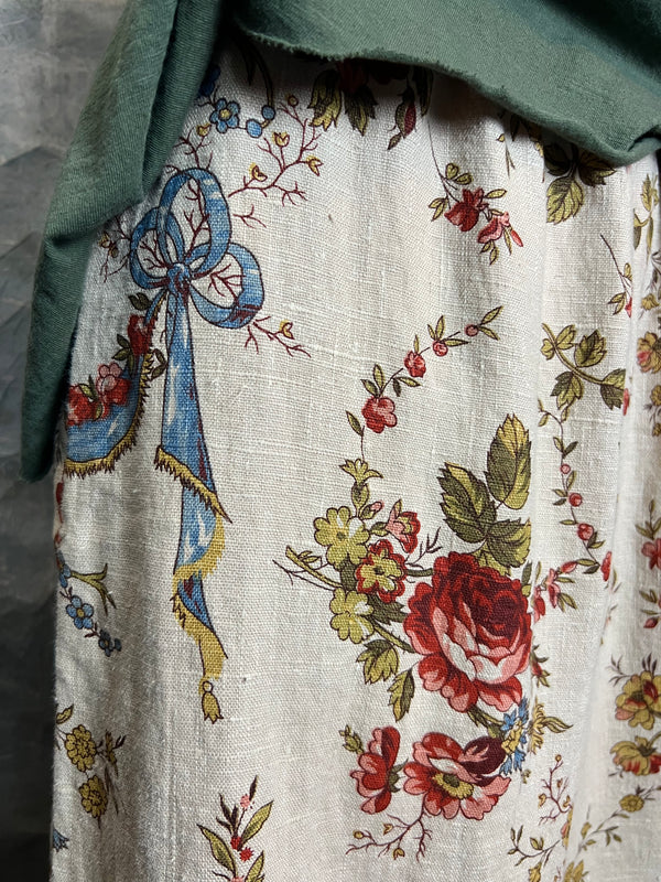 5516 Kristie Linen Tuck Pant-Victorian Rose