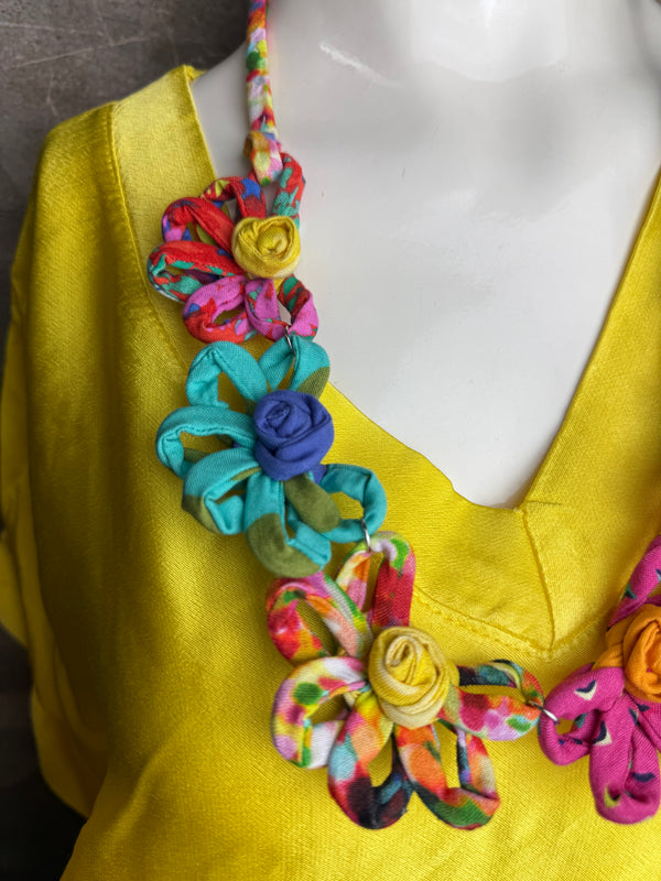 26N145 Coneflower Combo Necklace-A Spring Mix