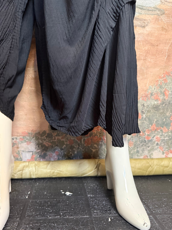 88514 Crinkle Pleat Pants