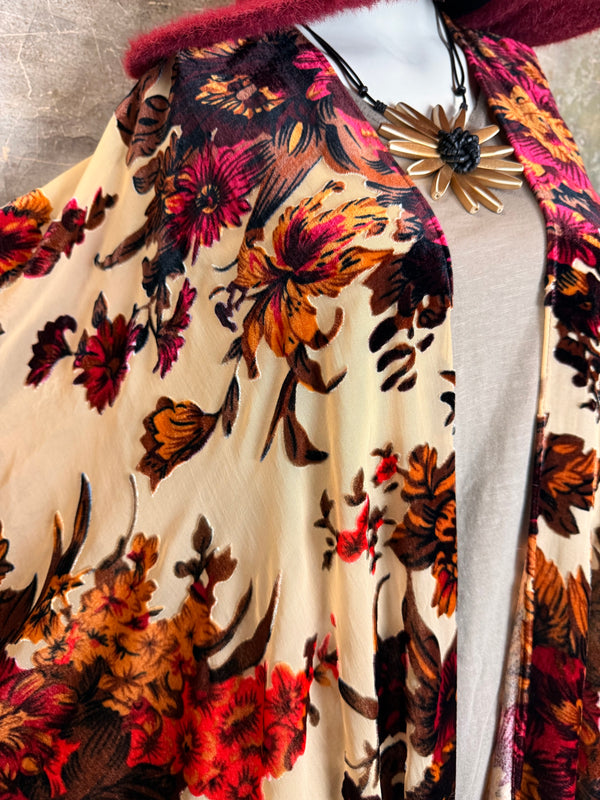 5824 Burnt Velvet Floral Kimono