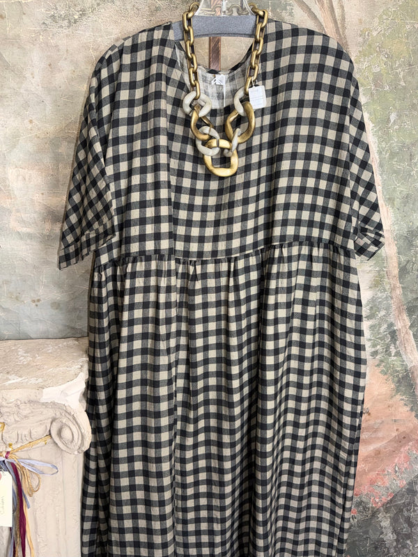 9429 Relaxed Silhouette Dress