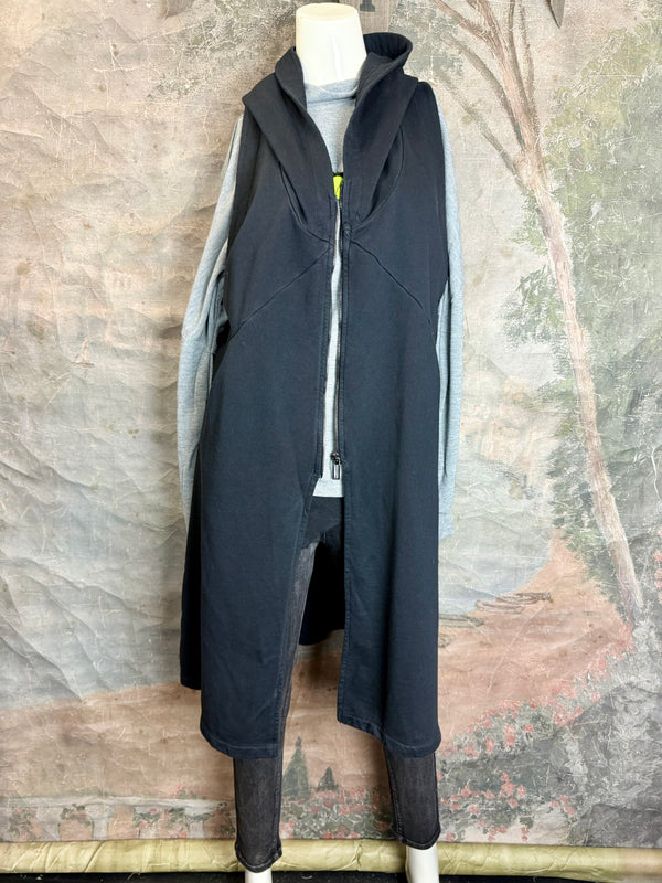 2626AU Zip Hoodie Vest-Black