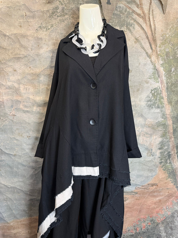 32302 Med to Long Blazer Jkt W/Trim-Black