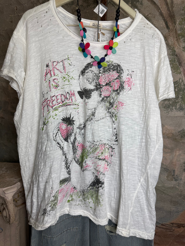 JG- Art is Freedom Berry Tee
