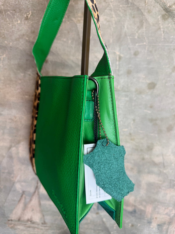 81200 Melissa Handbag-B