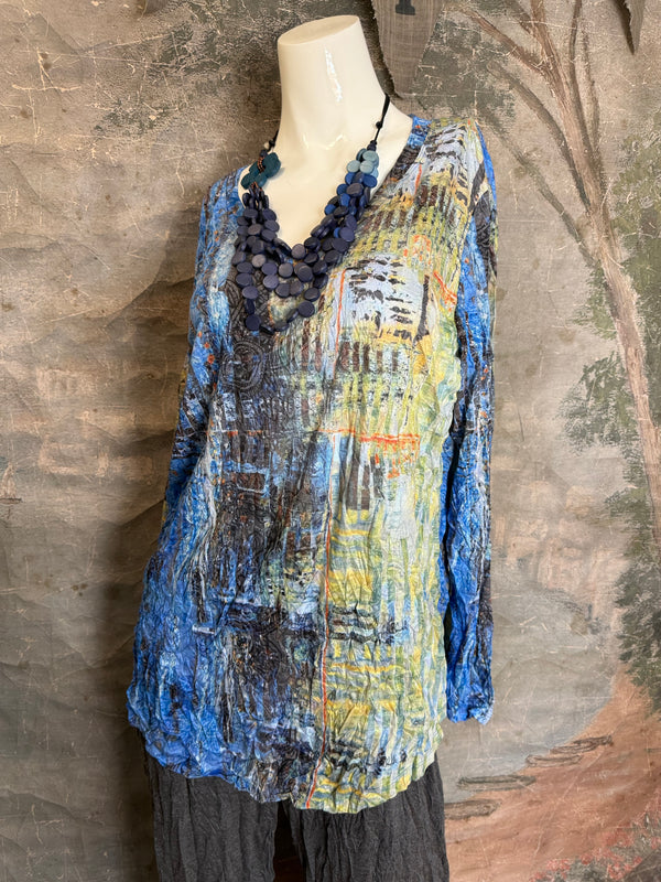 25621 Crinkle Basic Top-Blue