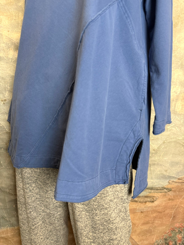 A2996202 L/Slv FE Top-Dark Blue