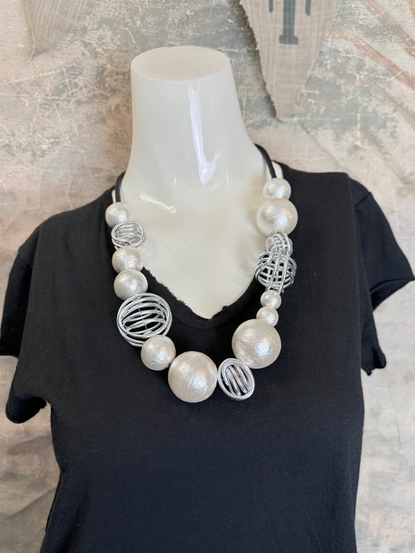 261 Drama Wilma Necklace