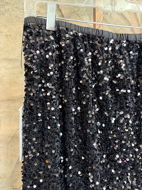 TF-7139 Sequin Pull-on Skirt-Black