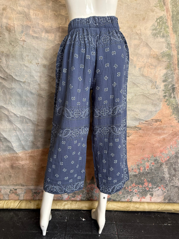 5791 Bandana Crop Pant-Navy