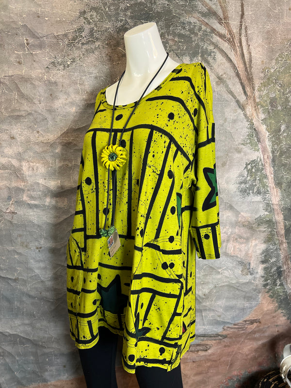 1806K The Lola Pop Art Top