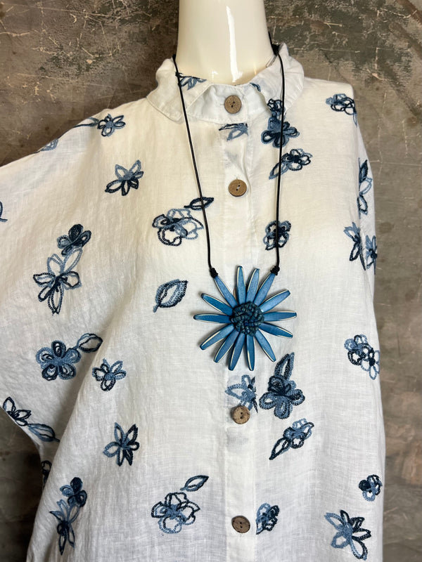 91849 ART Spring Motif BF Shirt-White