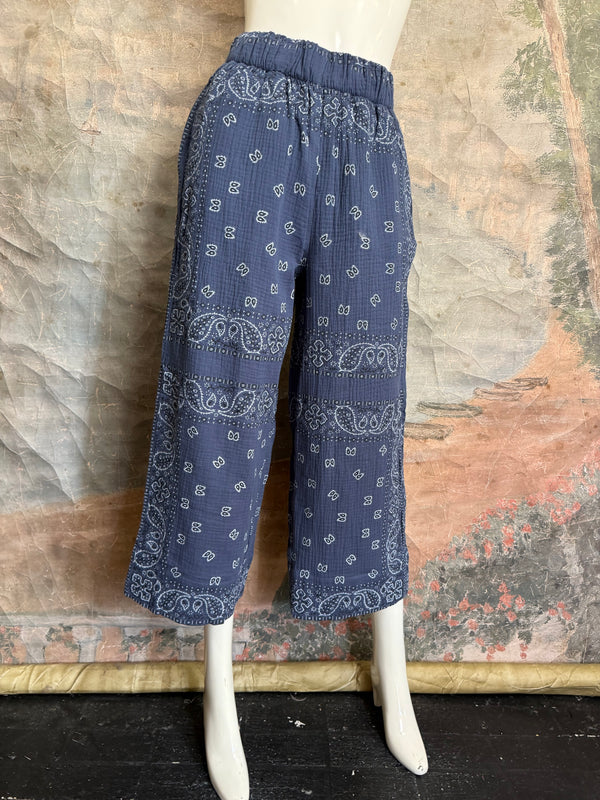 5791 Bandana Crop Pant-Navy