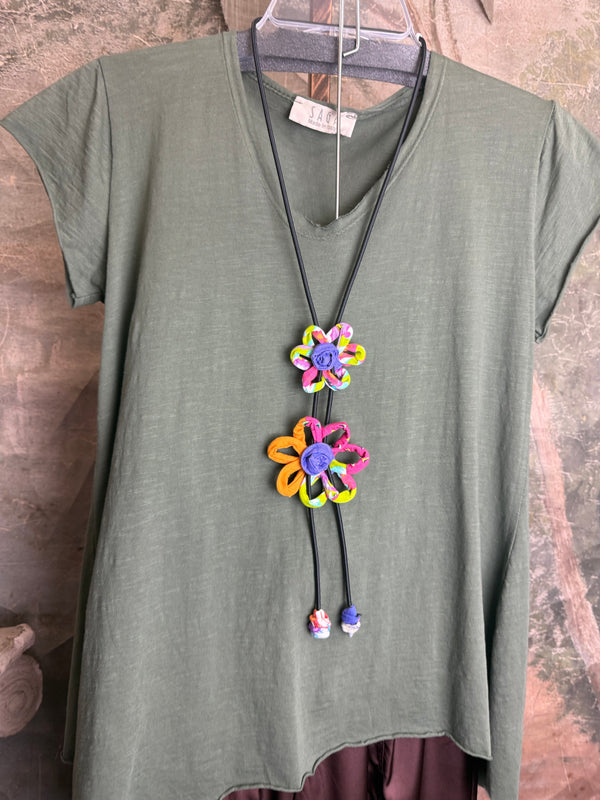 26N144 Double Daisy Bolo Necklace-C MIX