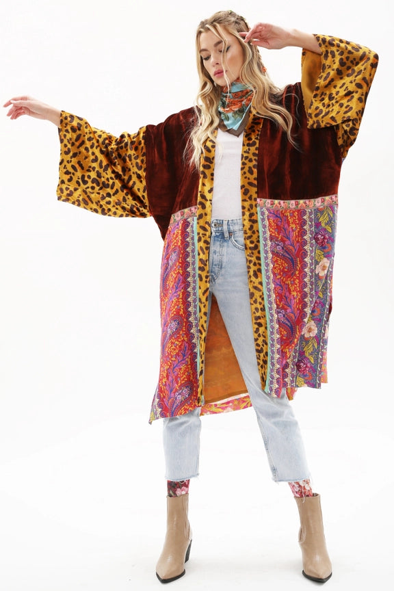ED2116 The Wild Romance Kimono