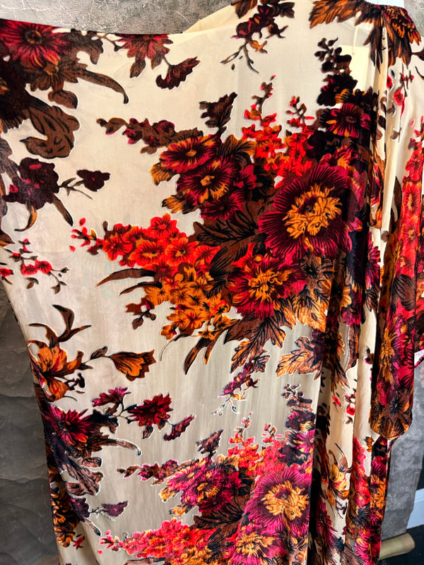 5824 Burnt Velvet Floral Kimono