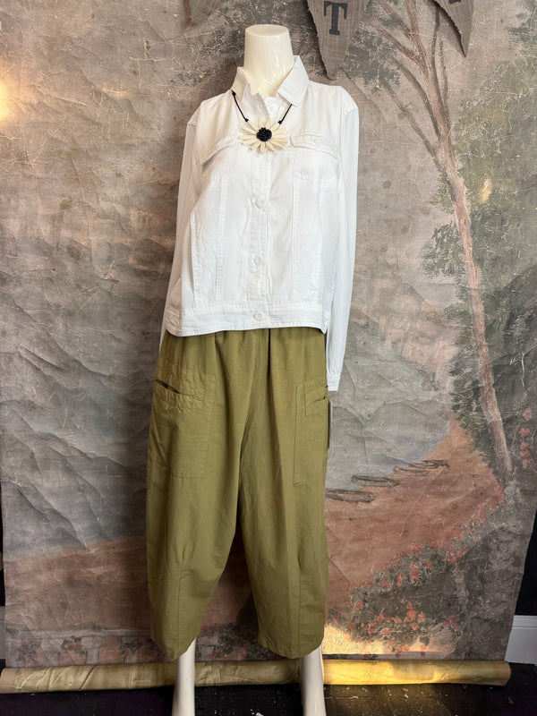 LIN7403 LULA B TRAVEL JKT-WHITE