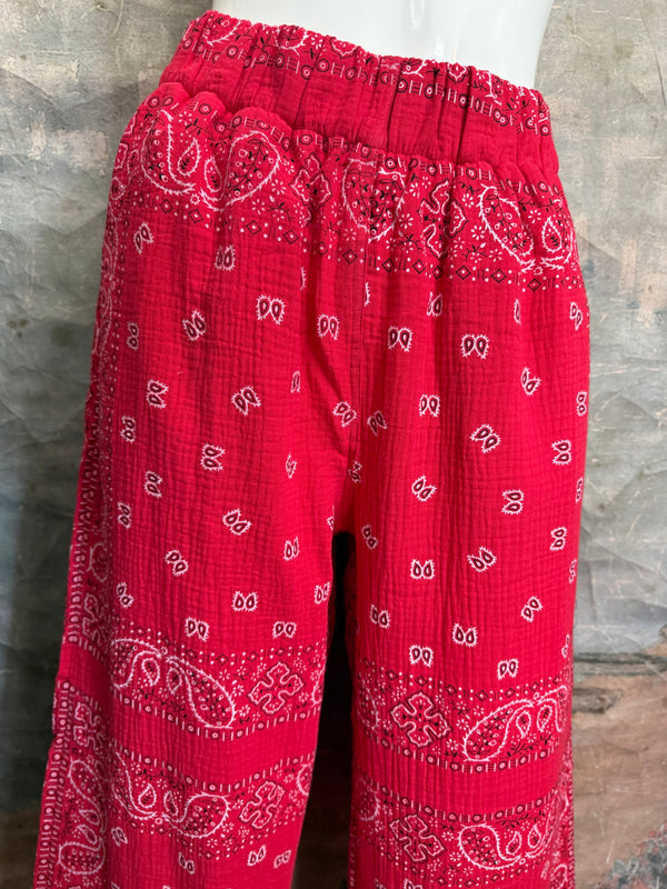 5791 Bandana Crop Pant-RED