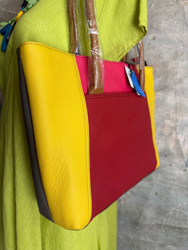 84730 Sitges Shoulder Bag-A