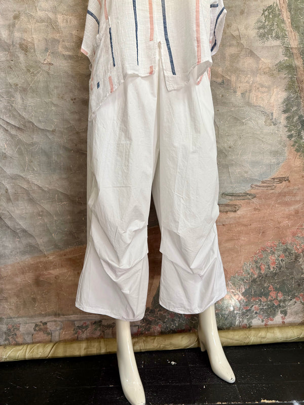 92120-62 Pleated Gaucho Pant-Kiwi