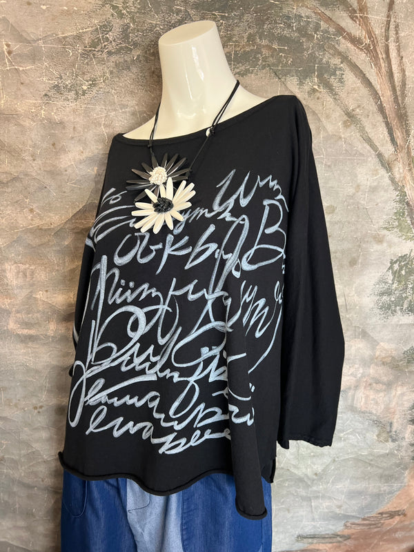 TEE007S2 Luna Tee W/Graphic