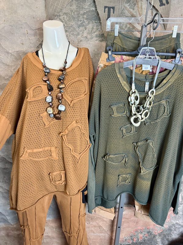 CE714 Cheer Sweater Top-Camel