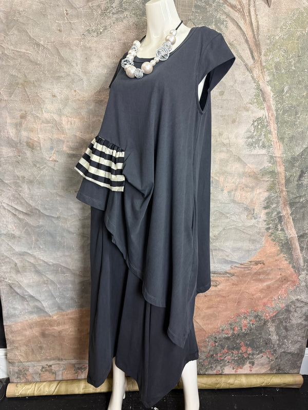 Q4020 Terra Shirt-Black