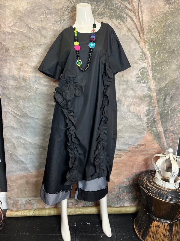90915 Floral Applica Tunic W/Slits-Black
