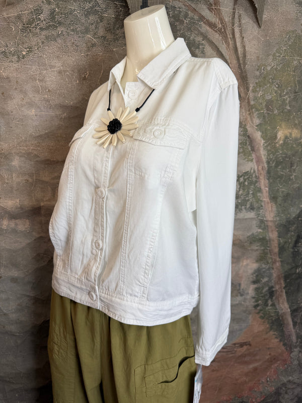 LIN7403 LULA B TRAVEL JKT-WHITE