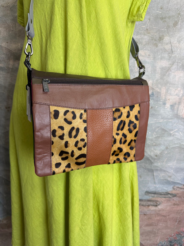 81301 Mei Crossbody Bag-B