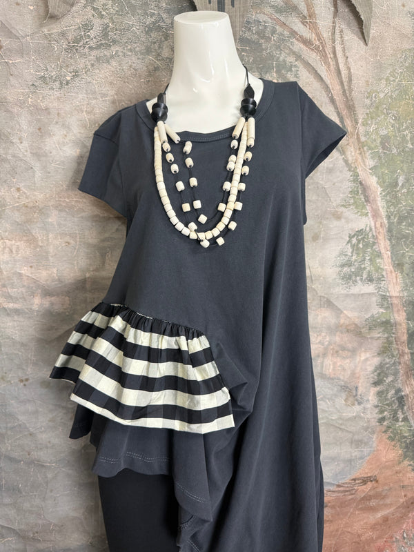 Q4020 Terra Shirt-Black
