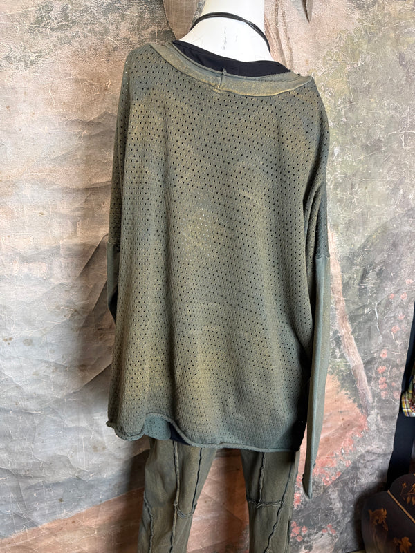 CE714 Cheer Sweater Top-Polished