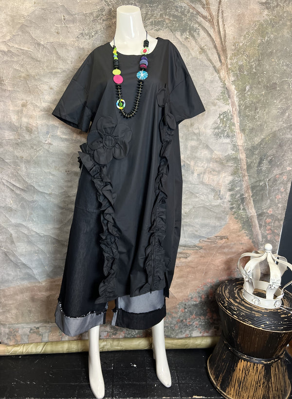 90915 Floral Applica Tunic W/Slits-Black