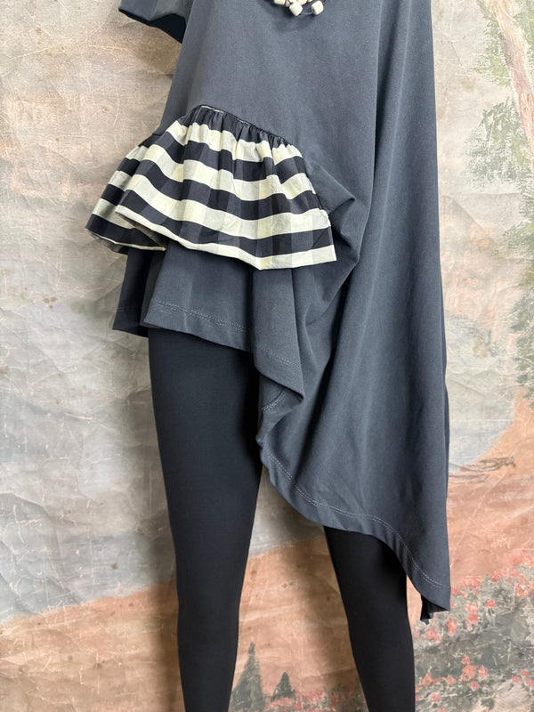 Q4020 Terra Shirt-Black
