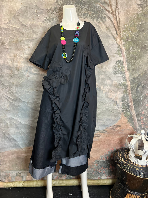 90915 Floral Applica Tunic W/Slits-Black
