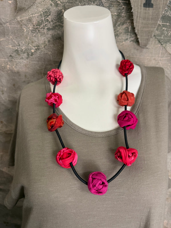 26N254 Chunky Cherry Necklace