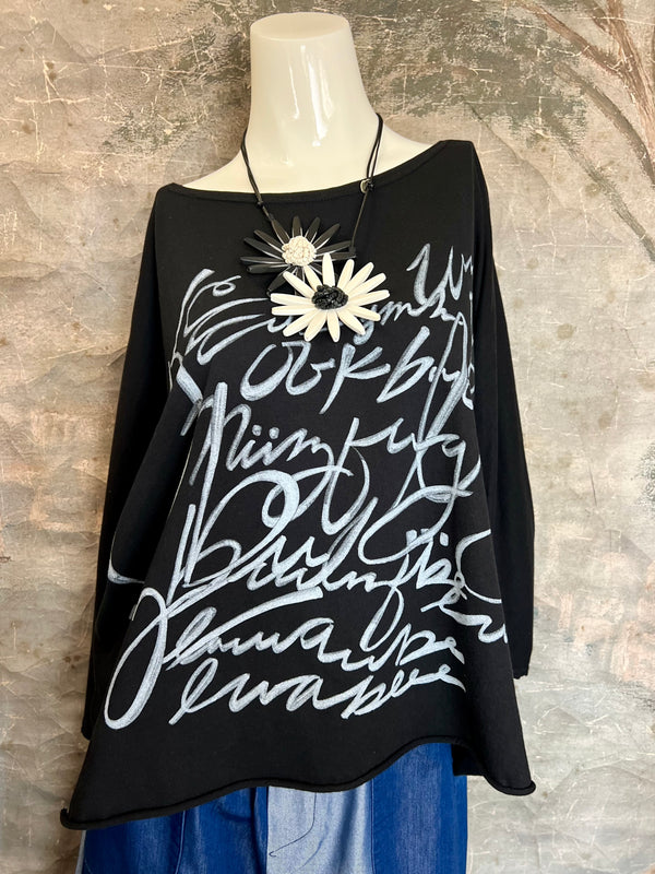 TEE007S2 Luna Tee W/Graphic