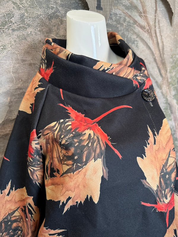 91813 Asym Floral Cropped JTK-BLACK