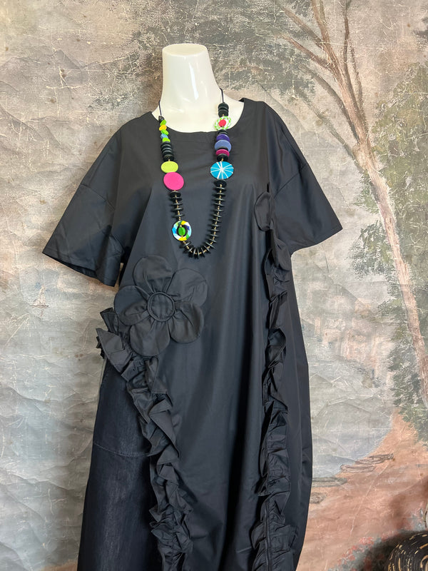 90915 Floral Applica Tunic W/Slits-Black