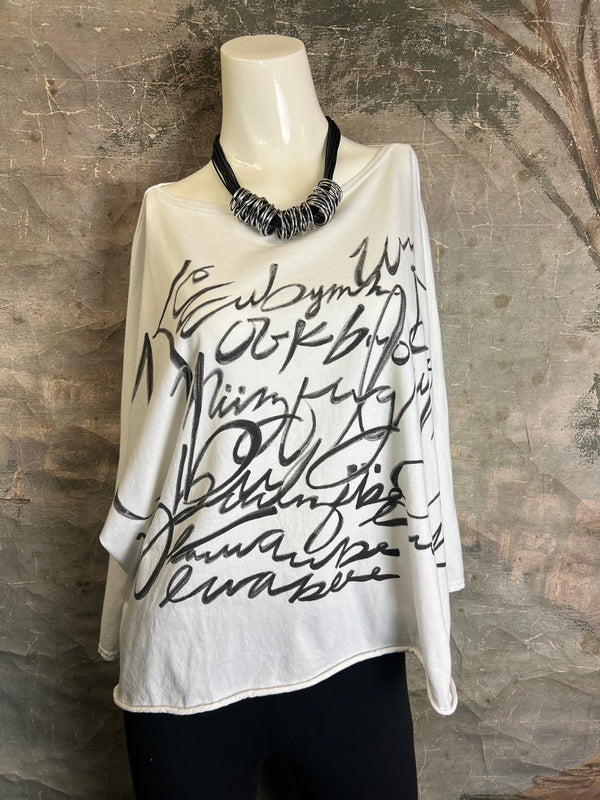 TEE007S2 Luna Tee W/Graphic