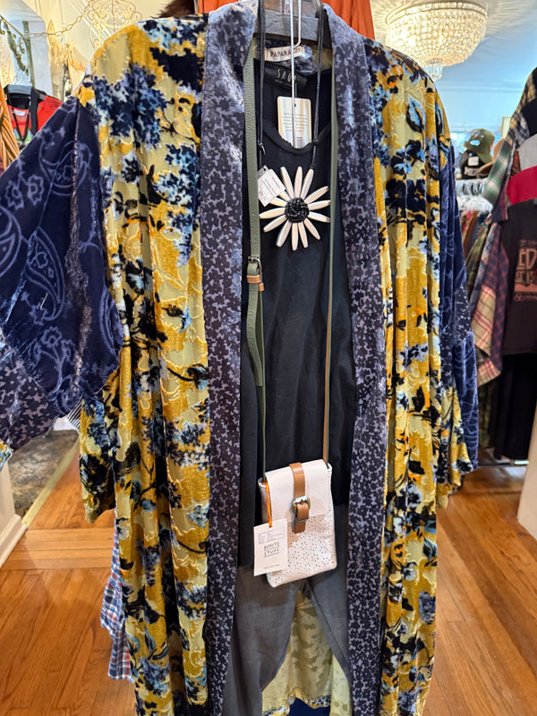 3582 Velvet Burnout Kimono