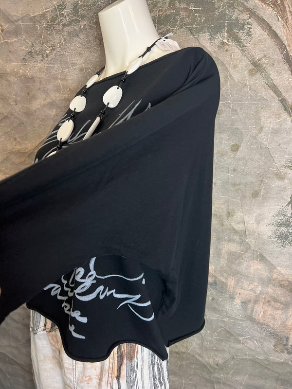 TEE007S2 Luna Tee W/Graphic