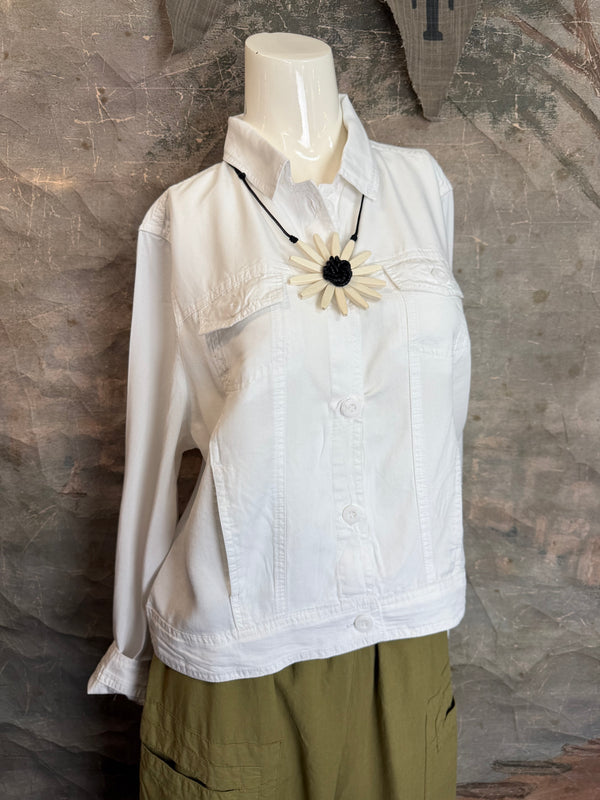 LIN7403 LULA B TRAVEL JKT-WHITE