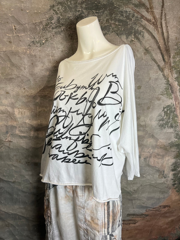 TEE007S2 Luna Tee W/Graphic