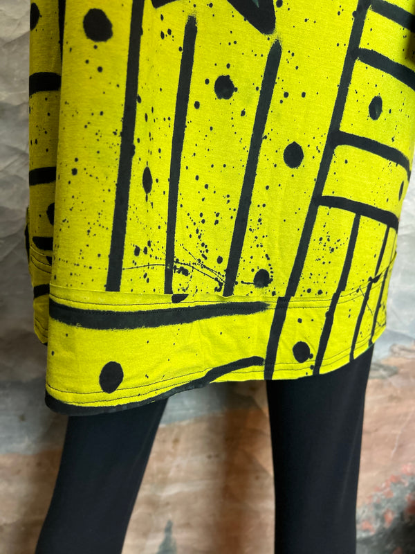 1806K The Lola Pop Art Top
