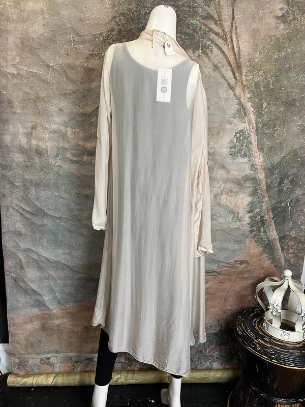 63990 Silk Drape Duster