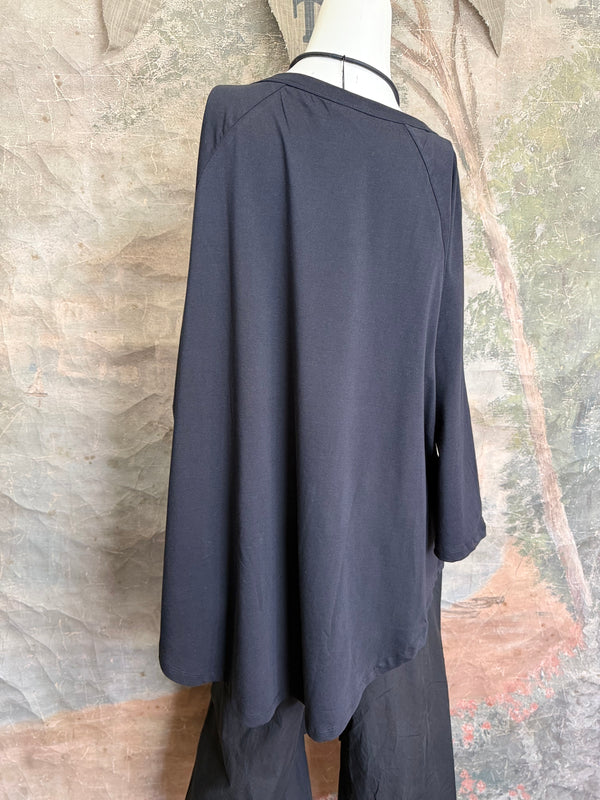 B474D TULA Shirt-Black