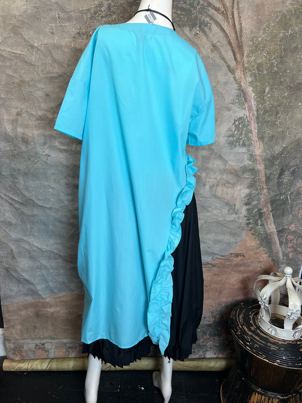 90915 Floral Applica Tunic W/Slits-Blue