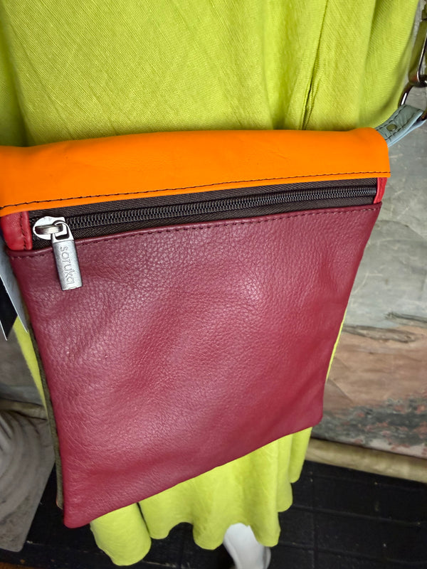 Soruka burgundy leather crossbody bag with orange trim and silver zipper, colorblock mini purse with chain strap - 5