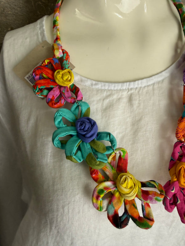 26N145 Coneflower Combo Necklace-A Spring Mix